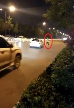 盘点网红车主挂件是什么,潮流元素与个性展示的完美结合